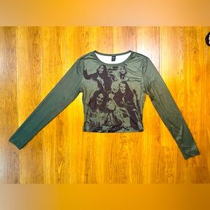 Shein Graphic Long Sleeve Crop Top - Small